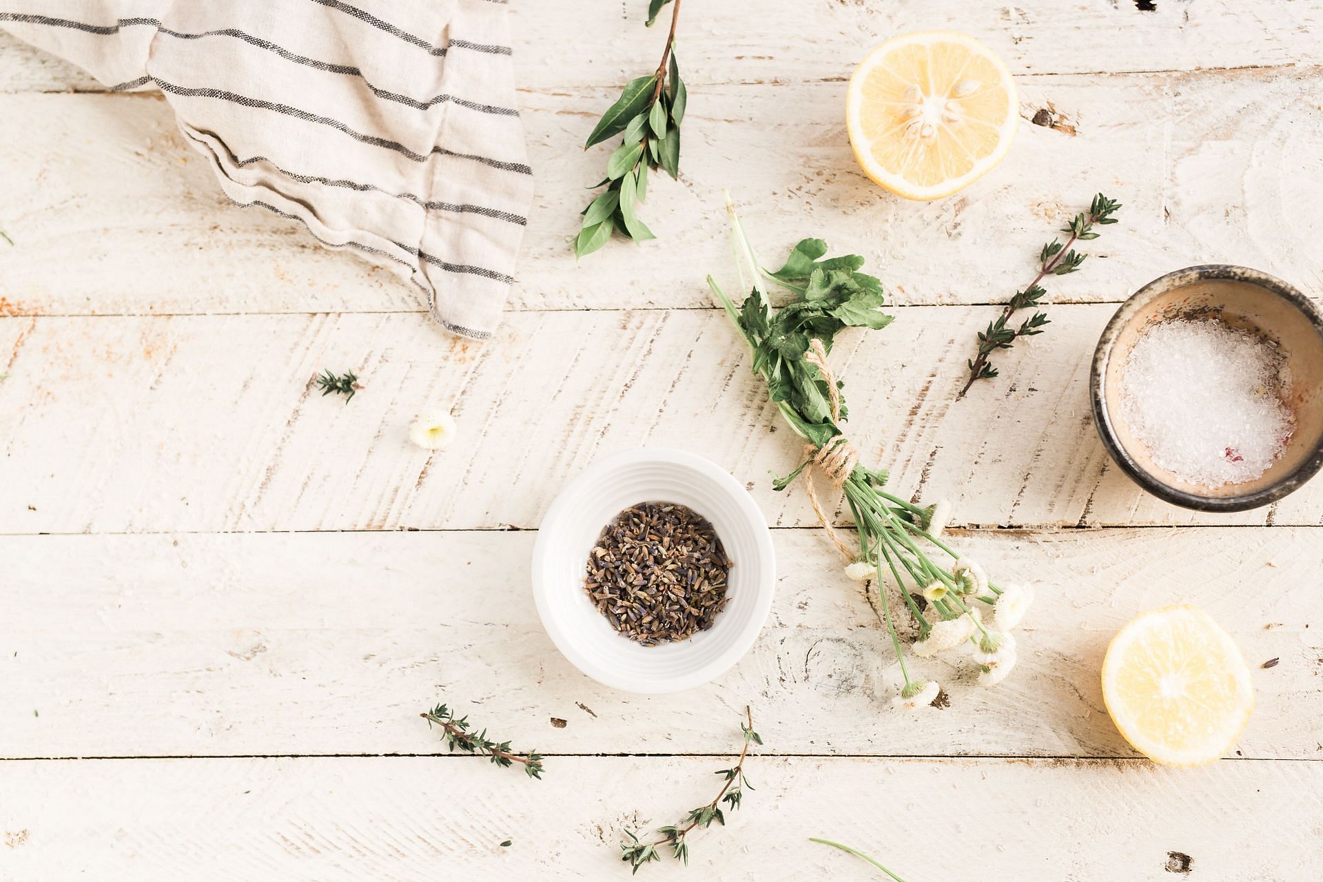 Treats all sorts of headaches (Image via Unsplash/Brooke Lark)